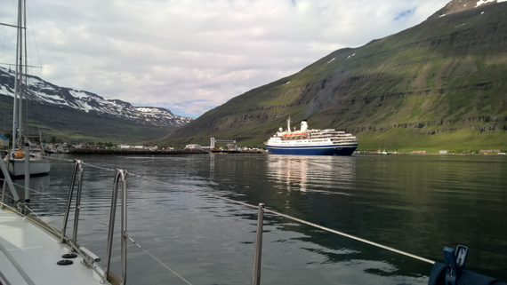 Island blogg-1